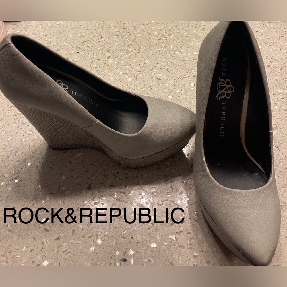 Rock&republic Wedges 7